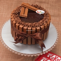 KitKat Chocolate Cake - 1Kg